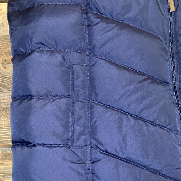 Lands End Navy Blue insulated vest size 2X - Picture 2 of 3